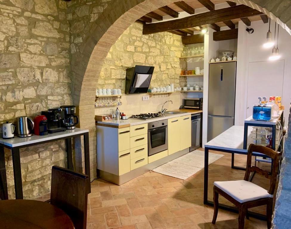 Le Antiche Mura Semproniano المظهر الخارجي الصورة