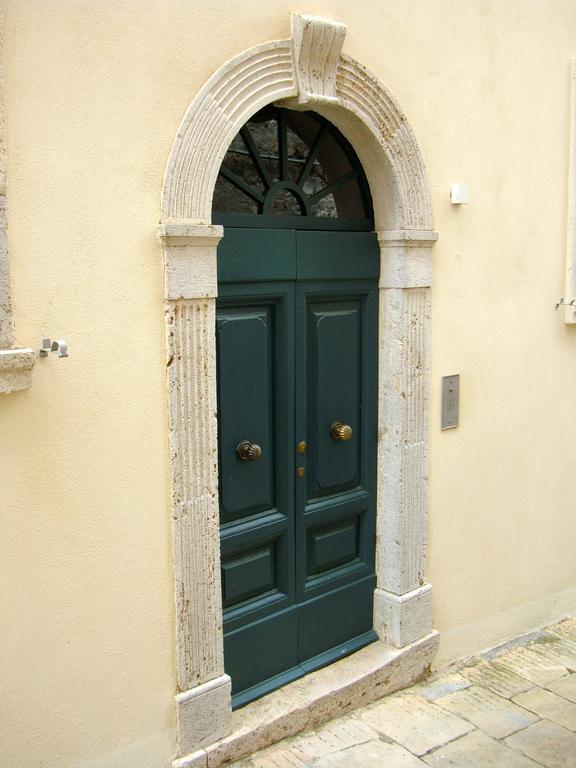 Le Antiche Mura Semproniano المظهر الخارجي الصورة