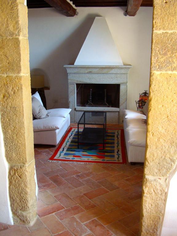 Le Antiche Mura Semproniano المظهر الخارجي الصورة